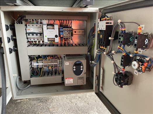 NNP Conveyor - Convoyeur: photos 4 NNP Conveyor - Convoyeur: photos 4