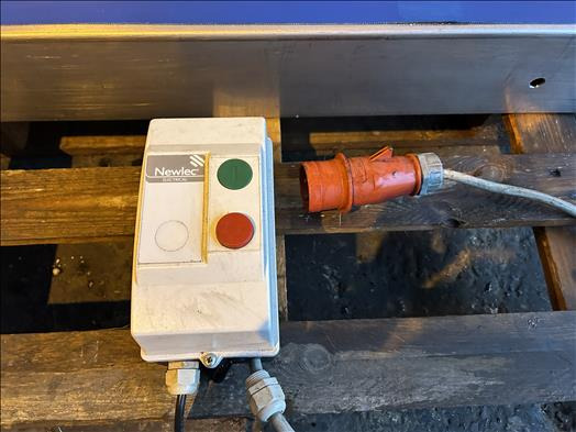 NNP Stainless conveyor - Convoyeur: photos 4 NNP Stainless conveyor - Convoyeur: photos 4