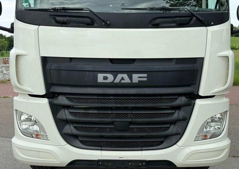 DAF CF 330/10.2017/KONTENER MEBLOWY/IZOTERMA/WINDA/18 PALET/E6/NISKI PRZEBIEG/Z NIEMIEC/JAK NOWY/DUŻY SILNIK/ - Camion fourgon: photos 4 DAF CF 330/10.2017/KONTENER MEBLOWY/IZOTERMA/WINDA/18 PALET/E6/NISKI PRZEBIEG/Z NIEMIEC/JAK NOWY/DUŻY SILNIK/ - Camion fourgon: photos 4