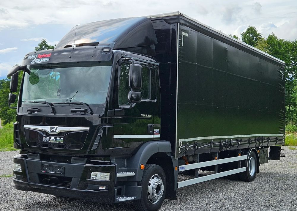 MAN TGM 12.290 / 15.290 / E6/ FIRANKA /BOCZNE DRZWI / BURTO-FIRANKA / 18PALET / WINDA / NISKI PRZEBIEG / 2018/ CAŁY NA PODUSZKACH / SERWISOWANY - Camion à rideaux coulissants: photos 1 MAN TGM 12.290 / 15.290 / E6/ FIRANKA /BOCZNE DRZWI / BURTO-FIRANKA / 18PALET / WINDA / NISKI PRZEBIEG / 2018/ CAŁY NA PODUSZKACH / SERWISOWANY - Camion à rideaux coulissants: photos 1