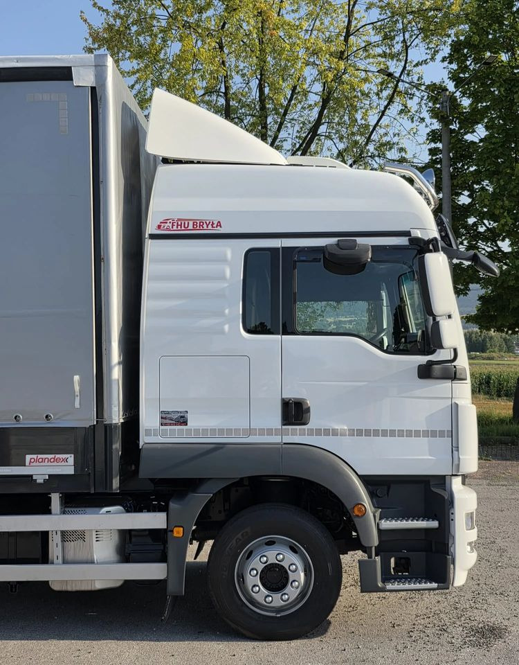 Crédit-bail de  MAN TGM 15.290 / BURTO-FIRANKA / CAŁY NA PODUSZKACH /KLIMA POSTOJOWA / 2018R /  NISKI PRZEBIEG / 18 PALET / E6 / JAK NOWY / WINDA / MAN TGM 15.290 / BURTO-FIRANKA / CAŁY NA PODUSZKACH /KLIMA POSTOJOWA / 2018R /  NISKI PRZEBIEG / 18 PALET / E6 / JAK NOWY / WINDA /: photos 14