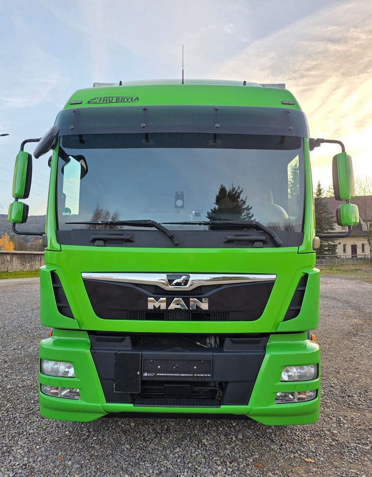 MAN TGM 18.320 / 18.290 / 15.290 / IZOTERMA / WINDA / 19PALET / E6 / 08.2018 / LIFT / SPROWADZONY / AUTOMAT / SYPIALKA / PIERWSZY WŁAŚCICIEL / BOCZNE DRZWI / STAN BARDZO DOBRY - Camion frigorifique: photos 3 MAN TGM 18.320 / 18.290 / 15.290 / IZOTERMA / WINDA / 19PALET / E6 / 08.2018 / LIFT / SPROWADZONY / AUTOMAT / SYPIALKA / PIERWSZY WŁAŚCICIEL / BOCZNE DRZWI / STAN BARDZO DOBRY - Camion frigorifique: photos 3