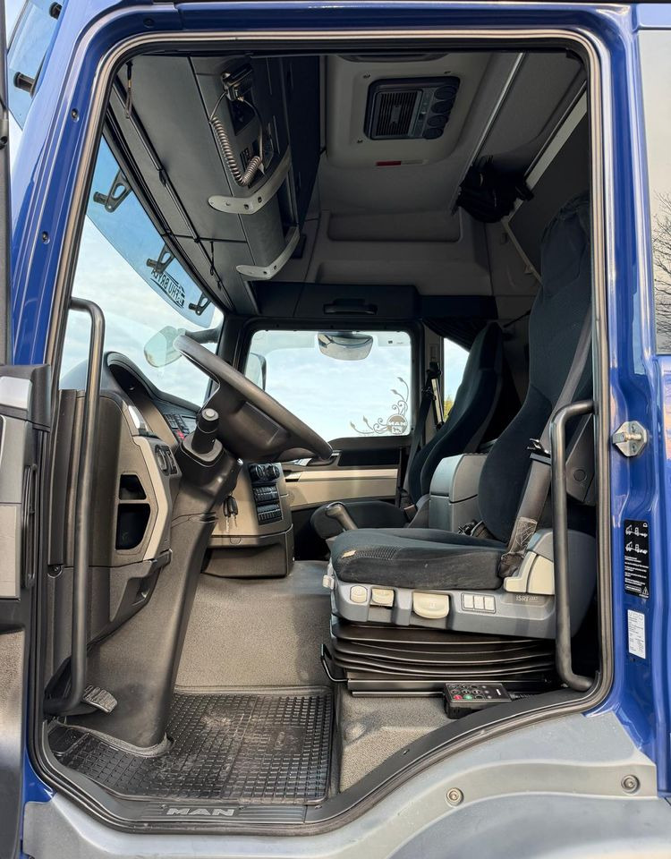 Camion à rideaux coulissants MAN TGM 18.340 / FIRANKA / SPROWADZONY /  9100 ŁADOWNOŚĆ / 18 PALET / E6 /  WINDA /: photos 19