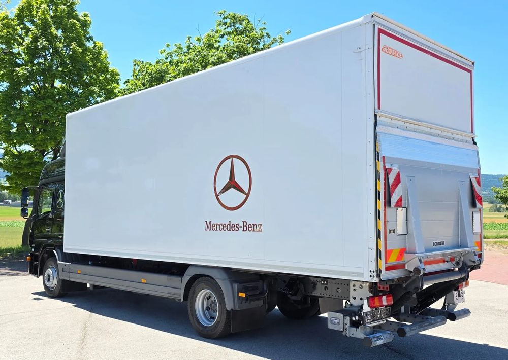 Mercedes-Benz ATEGO 1527/1530/IZOTERMA/WINDA/SPROWADZONY/E6/PIERWSZY WŁAŚCICIEL/AUTOMAT/18EURO PALET/STAN BARDZO DOBRY - Camion frigorifique: photos 3 Mercedes-Benz ATEGO 1527/1530/IZOTERMA/WINDA/SPROWADZONY/E6/PIERWSZY WŁAŚCICIEL/AUTOMAT/18EURO PALET/STAN BARDZO DOBRY - Camion frigorifique: photos 3