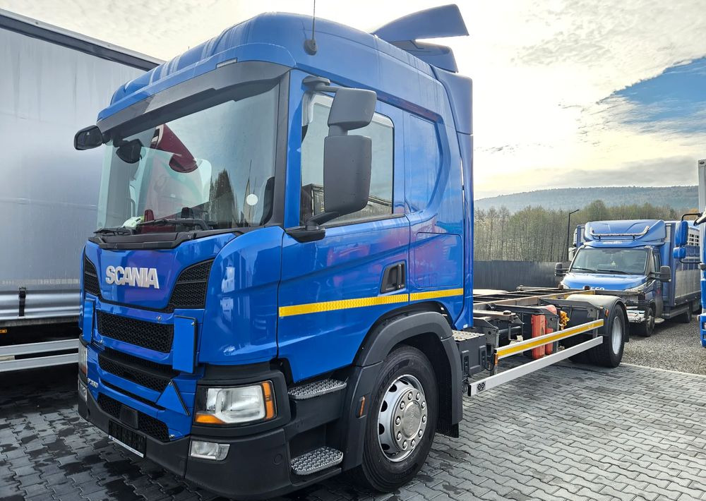 Scania P360 / P410 / BDF / RAMA / FIRANKA / PEŁNA SYPIALKA / WINDA /  E6 / CAŁA NA PODUSZKACH / ROZSTAW OSI 5.5M / LAWETA / DO ŻYWCA / DO BYDŁA  / DO ZABUDOWY / SPROWADZONA - Châssis cabine: photos 1 Scania P360 / P410 / BDF / RAMA / FIRANKA / PEŁNA SYPIALKA / WINDA /  E6 / CAŁA NA PODUSZKACH / ROZSTAW OSI 5.5M / LAWETA / DO ŻYWCA / DO BYDŁA  / DO ZABUDOWY / SPROWADZONA - Châssis cabine: photos 1