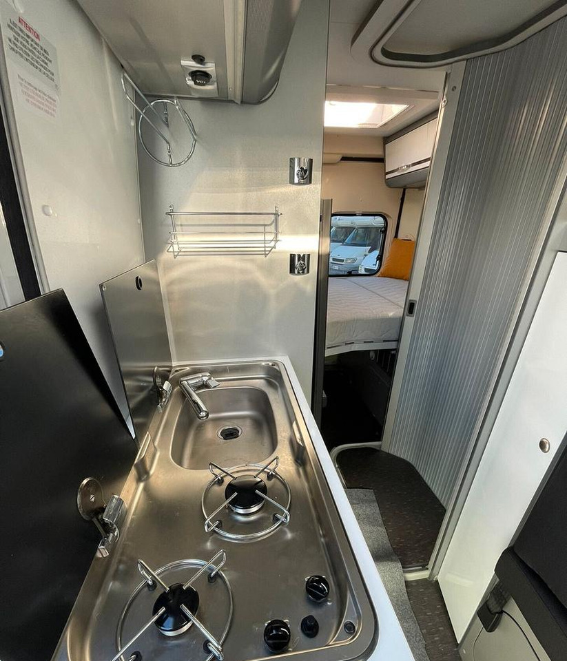 Adria TWIN 600 SPT - Camping-car: photos 5 Adria TWIN 600 SPT - Camping-car: photos 5