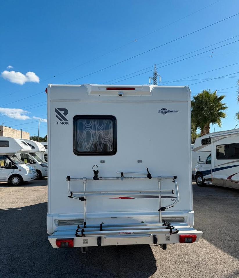 Rimor SEAL 3 - Camping-car capucine: photos 5 Rimor SEAL 3 - Camping-car capucine: photos 5