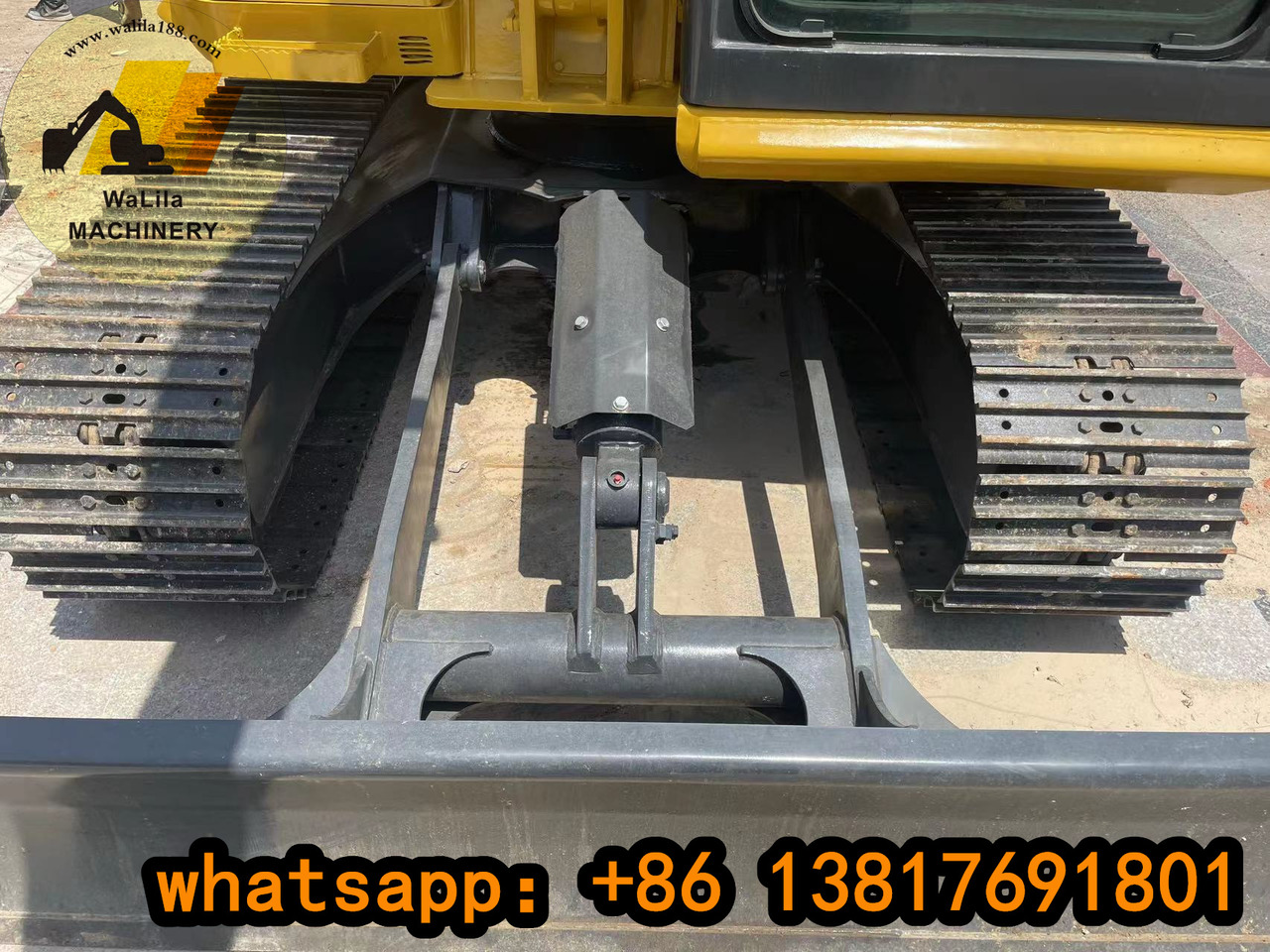 KOMATSU PC70-8 - Mini pelle: photos 3 KOMATSU PC70-8 - Mini pelle: photos 3