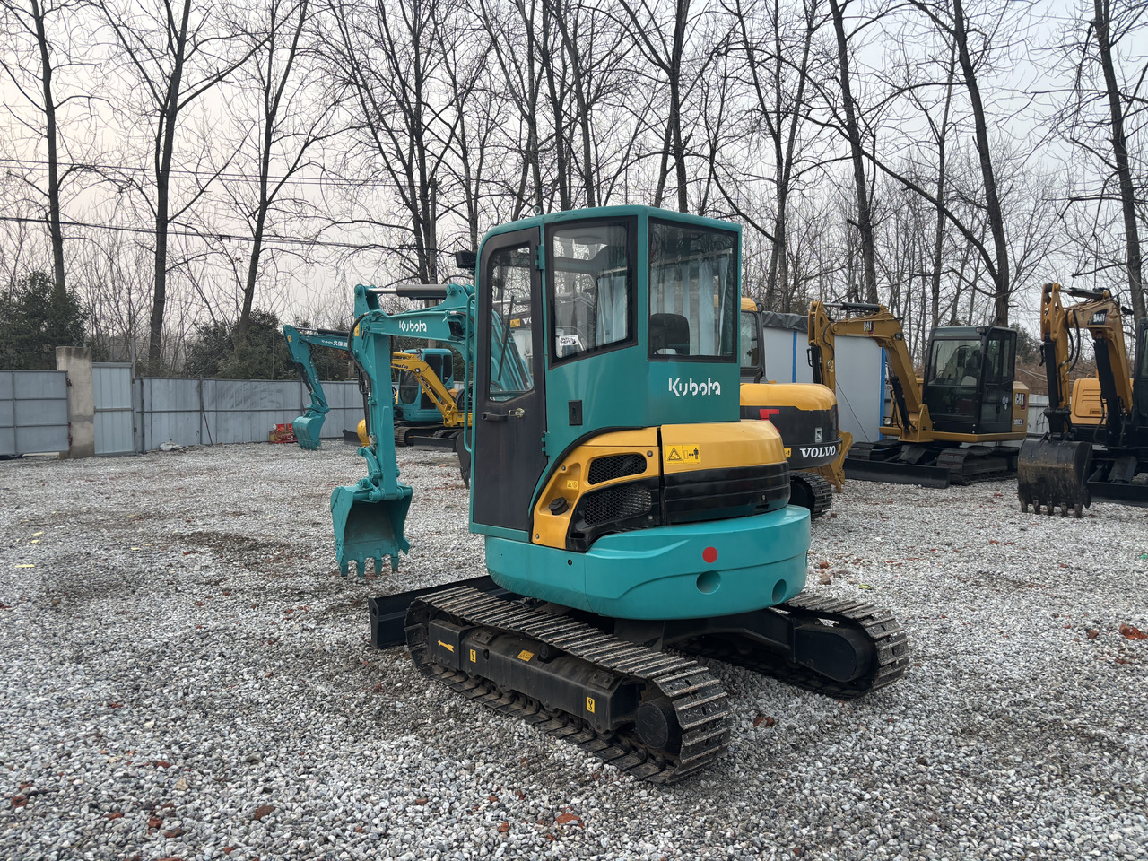 KUBOTA U35 - Mini pelle: photos 2 KUBOTA U35 - Mini pelle: photos 2