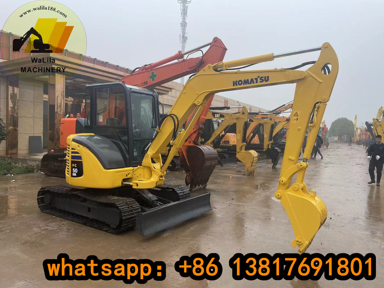Komatsu PC 50 MR KOMATSU mini excavator Komatsu PC60, PC55, PC50 - Mini pelle: photos 1 Komatsu PC 50 MR KOMATSU mini excavator Komatsu PC60, PC55, PC50 - Mini pelle: photos 1