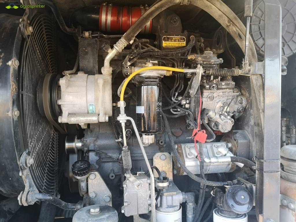 Case WX 125 - Pelle sur pneus: photos 5 Case WX 125 - Pelle sur pneus: photos 5