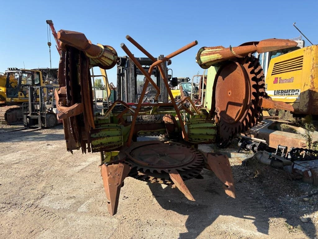 Claas RU 450 - Ensileuse: photos 3 Claas RU 450 - Ensileuse: photos 3