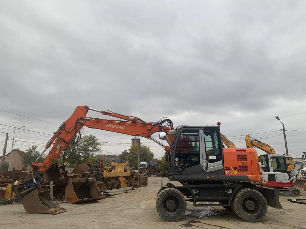 Hitachi ZX 145 W-3+SMP Rototilt - Pelle sur pneus: photos 2 Hitachi ZX 145 W-3+SMP Rototilt - Pelle sur pneus: photos 2