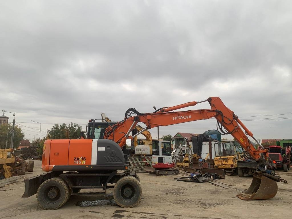 Hitachi ZX 145 W-3+SMP Rototilt - Pelle sur pneus: photos 5 Hitachi ZX 145 W-3+SMP Rototilt - Pelle sur pneus: photos 5