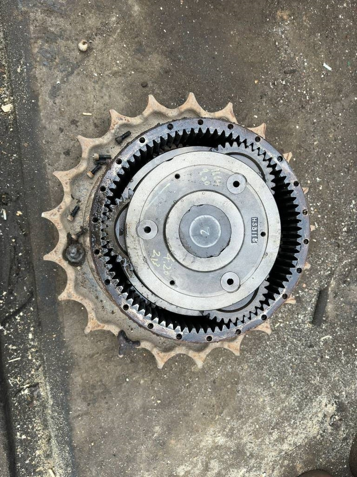 Hyundai Robex 300 LC-9 A Final Transmission - Boîte de vitesse pour Engins de chantier: photos 2 Hyundai Robex 300 LC-9 A Final Transmission - Boîte de vitesse pour Engins de chantier: photos 2