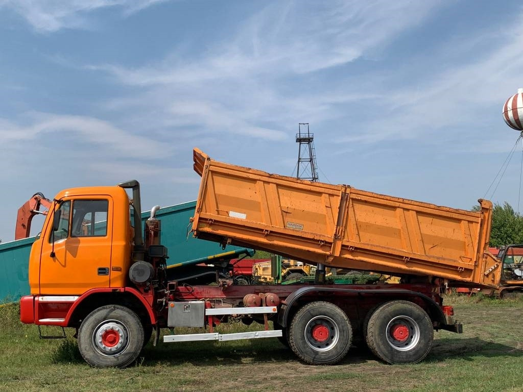 Iveco Astra HD 9 64.34 - Camion benne: photos 2 Iveco Astra HD 9 64.34 - Camion benne: photos 2