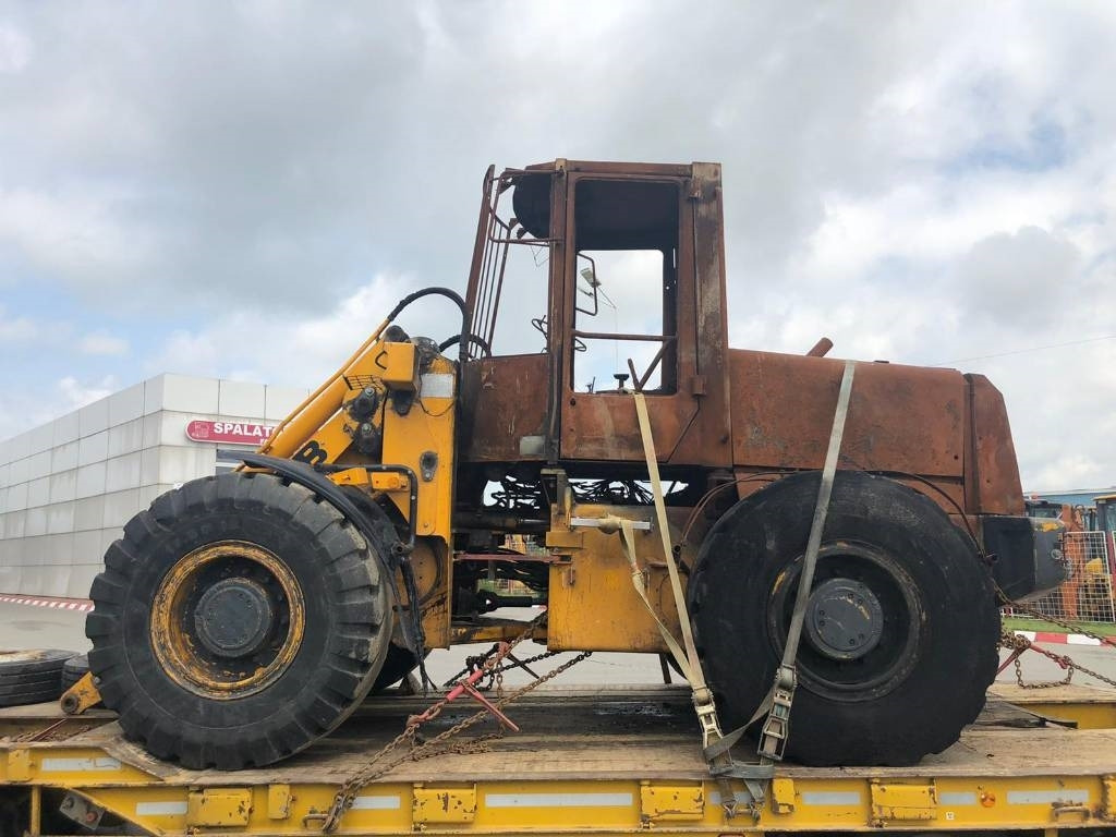 JCB 416 B FOR PARTS - Chargeuse sur pneus: photos 2 JCB 416 B FOR PARTS - Chargeuse sur pneus: photos 2