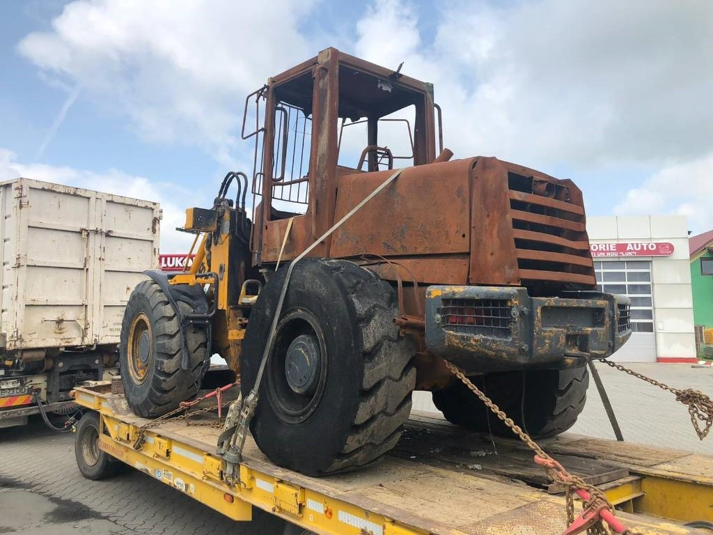 JCB 416 B FOR PARTS - Chargeuse sur pneus: photos 3 JCB 416 B FOR PARTS - Chargeuse sur pneus: photos 3