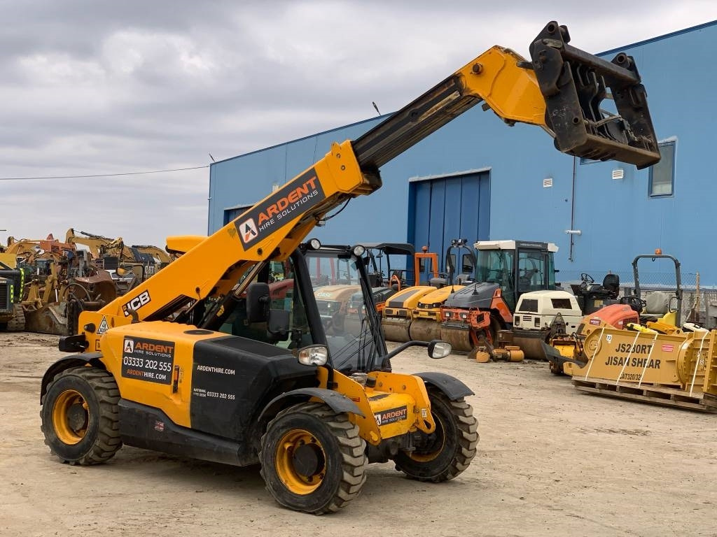JCB 525-60 HI VIZ - Chariot télescopique: photos 1 JCB 525-60 HI VIZ - Chariot télescopique: photos 1