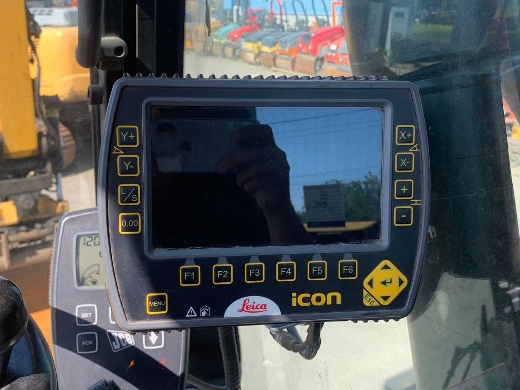 Pelle sur pneus JCB JS 145 W+Engcon Rototilt+Sistem Laser 2D Leica Ico: photos 18