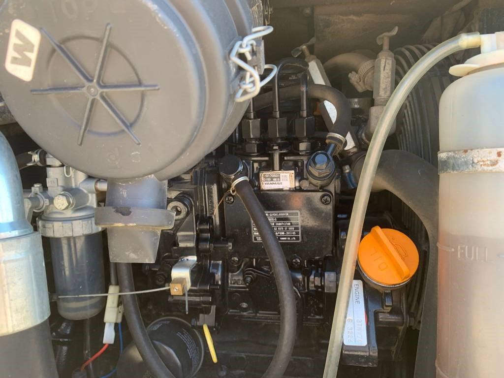 Mini pelle Kato 19VXE: photos 7 Mini pelle Kato 19VXE: photos 7