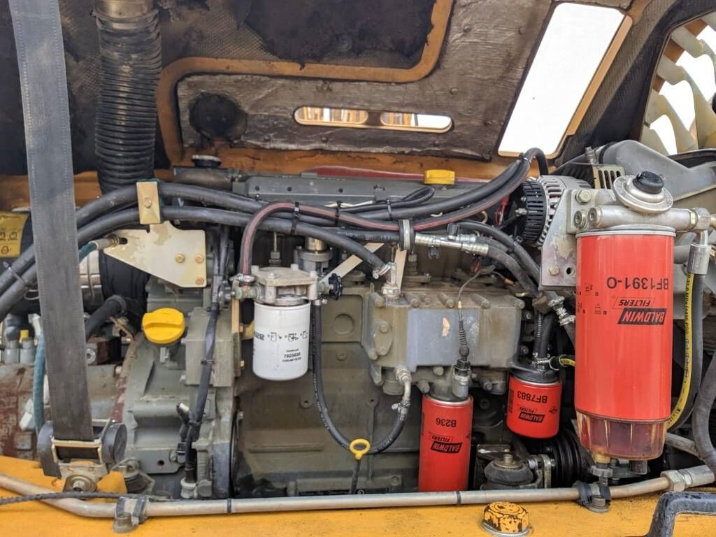 Liebherr R 317 Litronic Liebherr R 317 Litronic - Pelle sur chenille: photos 5 Liebherr R 317 Litronic Liebherr R 317 Litronic - Pelle sur chenille: photos 5