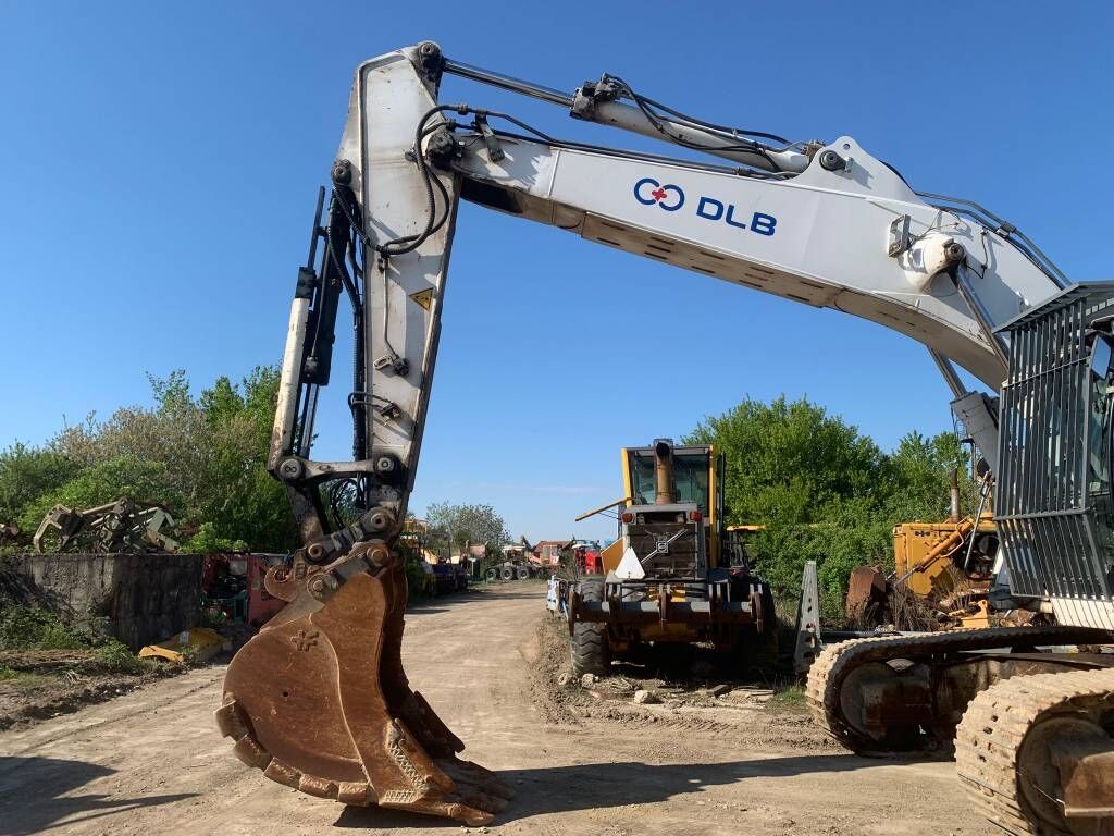 Liebherr R 936 LC Liebherr R 936 LC - Pelle sur chenille: photos 4 Liebherr R 936 LC Liebherr R 936 LC - Pelle sur chenille: photos 4