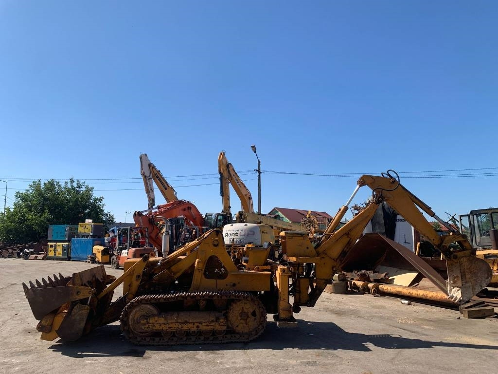 Massey Ferguson MF200 - Tractopelle: photos 3 Massey Ferguson MF200 - Tractopelle: photos 3