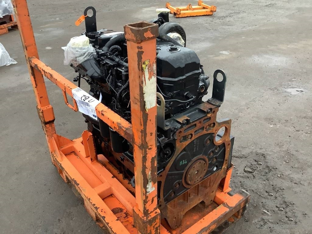 New Holland F4DFE613J*A0002  - Moteur pour Engins de chantier: photos 4 New Holland F4DFE613J*A0002  - Moteur pour Engins de chantier: photos 4