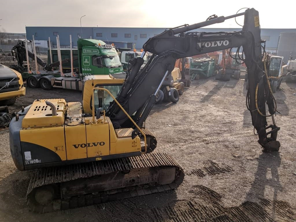 Pelle sur chenille Volvo EC 160 B LC: photos 6