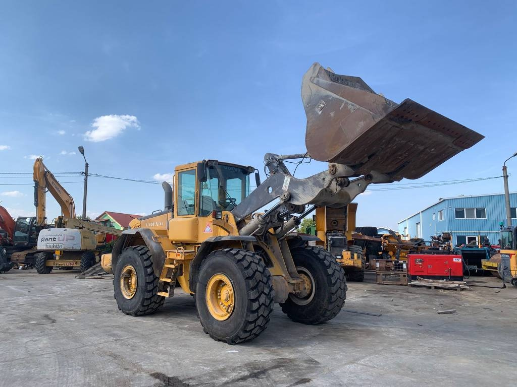 Volvo L 110 E - Chargeuse sur pneus: photos 1 Volvo L 110 E - Chargeuse sur pneus: photos 1
