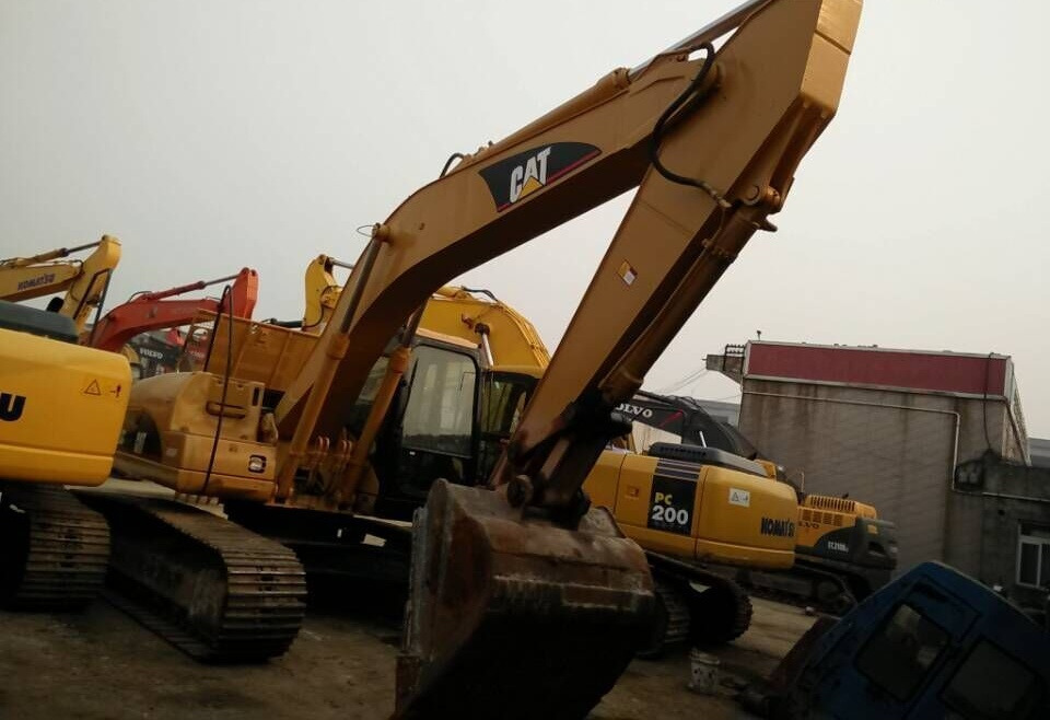 Caterpillar 320C - Pelle sur chenille: photos 1 Caterpillar 320C - Pelle sur chenille: photos 1