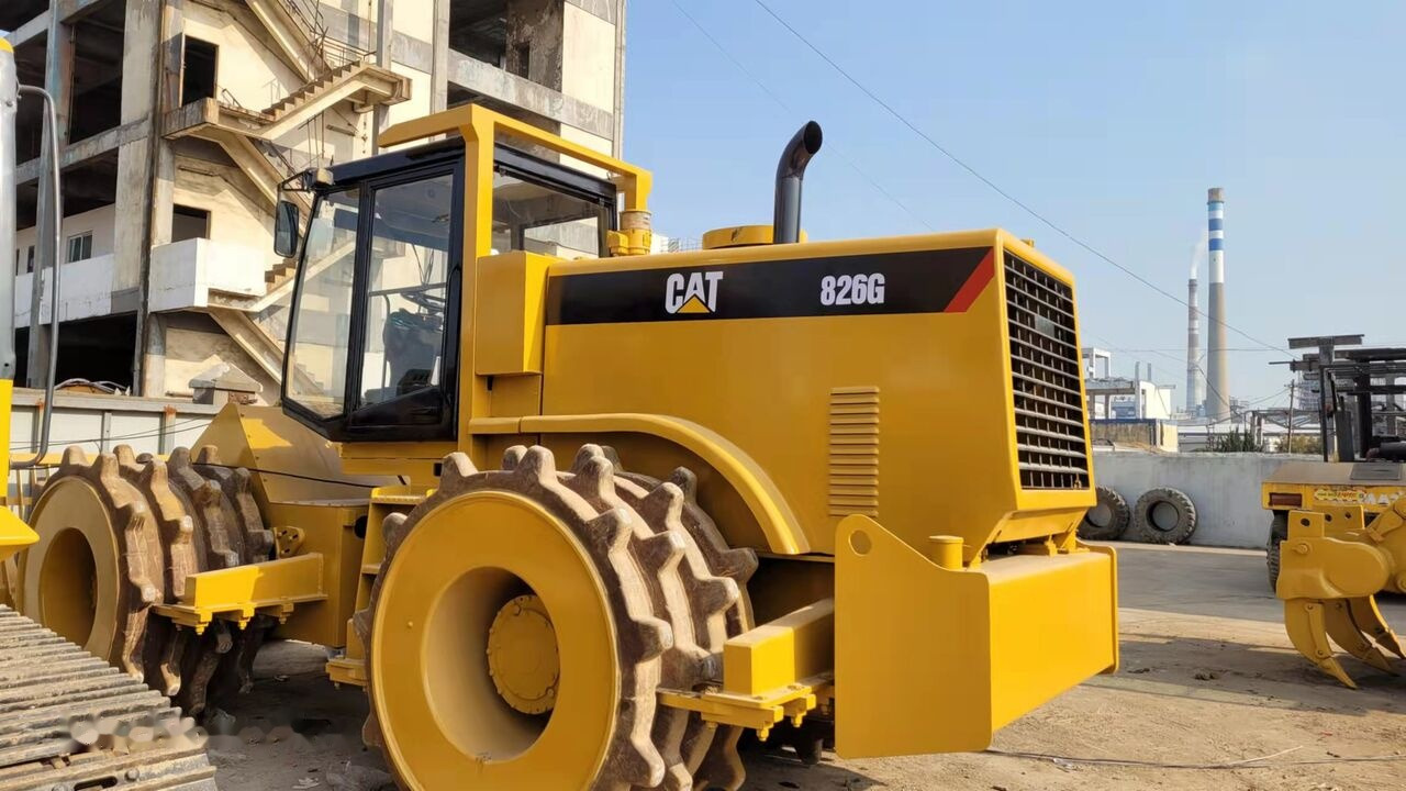 Caterpillar 826G - Compacteur à pieds de mouton/ Monocylindre: photos 4 Caterpillar 826G - Compacteur à pieds de mouton/ Monocylindre: photos 4