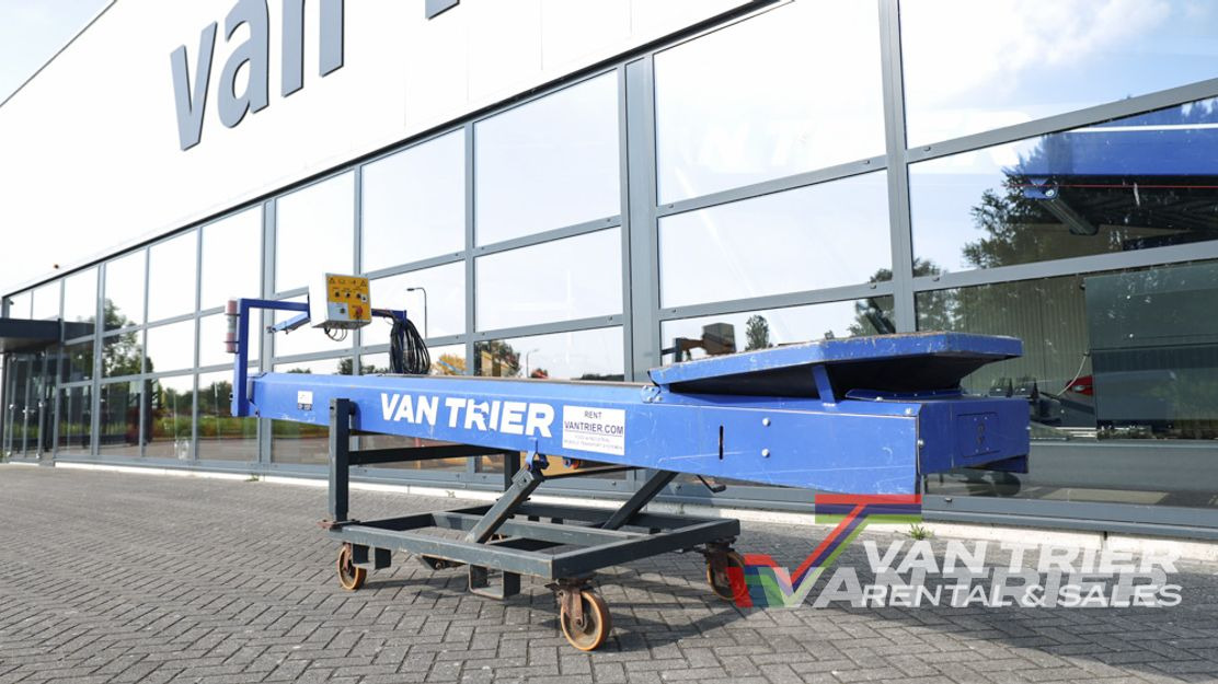 Van Trier 420-80 Flat conveyor - Bande transporteuse: photos 1 Van Trier 420-80 Flat conveyor - Bande transporteuse: photos 1