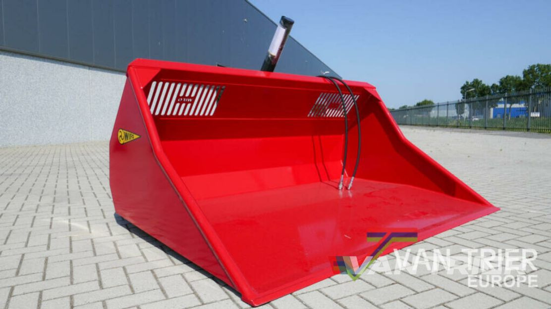 WIFO HOD-225 Loading bucket - Godet pour chargeur: photos 1 WIFO HOD-225 Loading bucket - Godet pour chargeur: photos 1