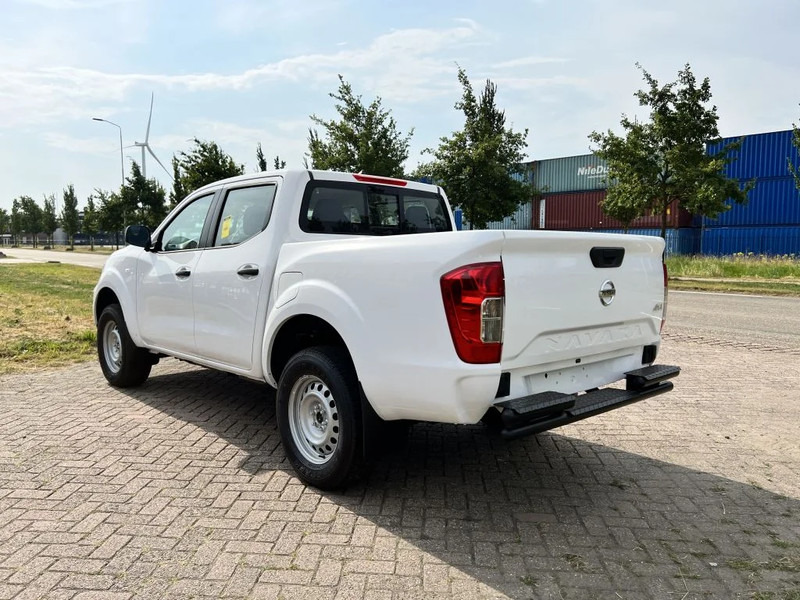 Nissan Navara 4x4 - 22 UNITS - 2.5 D Double Cab - XE - EURO 2 - NEW!! READY FOR WORK!!! - Pick-up, Utilitaire double cabine: photos 3 Nissan Navara 4x4 - 22 UNITS - 2.5 D Double Cab - XE - EURO 2 - NEW!! READY FOR WORK!!! - Pick-up, Utilitaire double cabine: photos 3