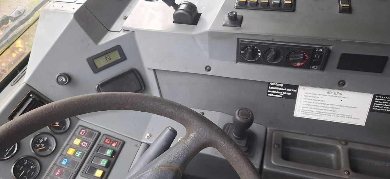Grove GMK3055 6x6 55To.43Meter - Camion grue: photos 4 Grove GMK3055 6x6 55To.43Meter - Camion grue: photos 4