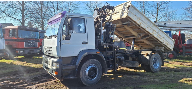 MAN TGM 18.220 4x2 3.S-Kipper mit Kran - Camion benne, Camion grue: photos 2 MAN TGM 18.220 4x2 3.S-Kipper mit Kran - Camion benne, Camion grue: photos 2