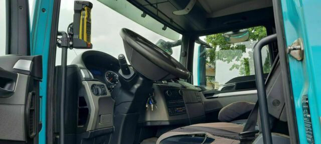 Camion ampliroll, Camion grue MAN TGS 18.440 Abroller mit Funk +Kran vor: photos 9 Camion ampliroll, Camion grue MAN TGS 18.440 Abroller mit Funk +Kran vor: photos 9