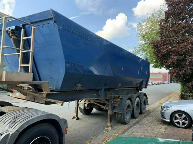 Meiller Kippmulde 24 Kubik - Semi-remorque benne: photos 1 Meiller Kippmulde 24 Kubik - Semi-remorque benne: photos 1