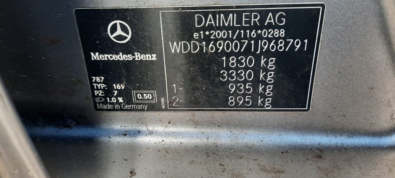 Mercedes-Benz A 180 A 180 CDI AVANTGARDE - Berline: photos 4 Mercedes-Benz A 180 A 180 CDI AVANTGARDE - Berline: photos 4
