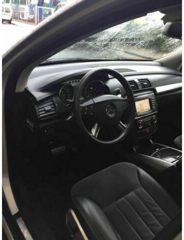 Mercedes-Benz R-Klasse 320 CDI L 4Matic 7G-TRONIC DPF AMG-Paket - Voiture à hayon: photos 3 Mercedes-Benz R-Klasse 320 CDI L 4Matic 7G-TRONIC DPF AMG-Paket - Voiture à hayon: photos 3