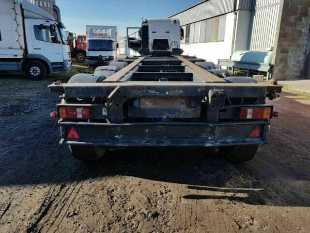 Schmitz Cargobull Containerchassi 3-Achser Luftgefedert ABS - Semi-remorque porte-conteneur/ Caisse mobile: photos 3 Schmitz Cargobull Containerchassi 3-Achser Luftgefedert ABS - Semi-remorque porte-conteneur/ Caisse mobile: photos 3