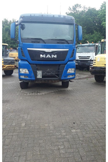 MAN TGX 18.460PS 4x4 Hydrodrive - Tracteur routier: photos 2 MAN TGX 18.460PS 4x4 Hydrodrive - Tracteur routier: photos 2