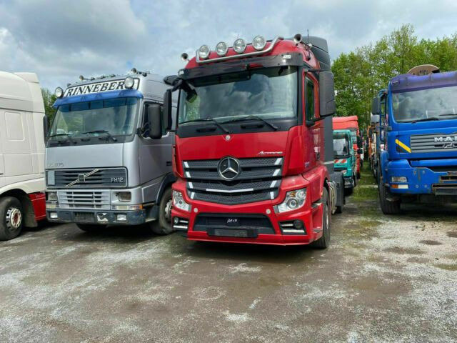 Mercedes-Benz 1842 Actros MP4 G.Haus/Hochdach Vollbaust - Tracteur routier: photos 1 Mercedes-Benz 1842 Actros MP4 G.Haus/Hochdach Vollbaust - Tracteur routier: photos 1