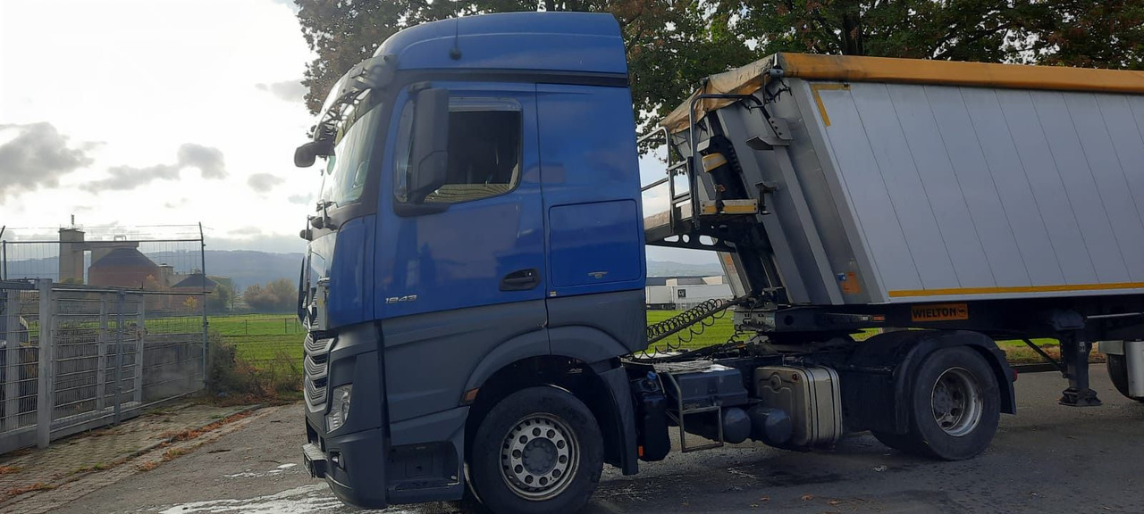 Mercedes-Benz Actros 1843LS 4x2 G.Haus/Hochdach Kipphyd./2-Kre - Tracteur routier: photos 2 Mercedes-Benz Actros 1843LS 4x2 G.Haus/Hochdach Kipphyd./2-Kre - Tracteur routier: photos 2