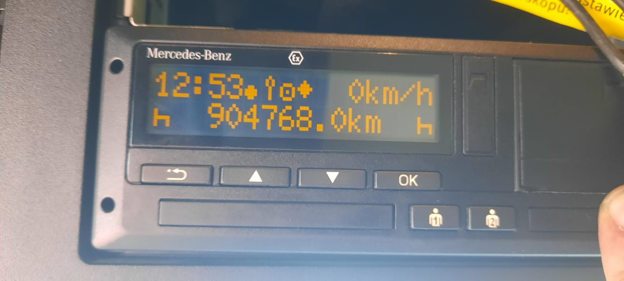 Mercedes-Benz Actros 1843LS Stream Space Kompressor:D9000 - Tracteur routier: photos 5 Mercedes-Benz Actros 1843LS Stream Space Kompressor:D9000 - Tracteur routier: photos 5