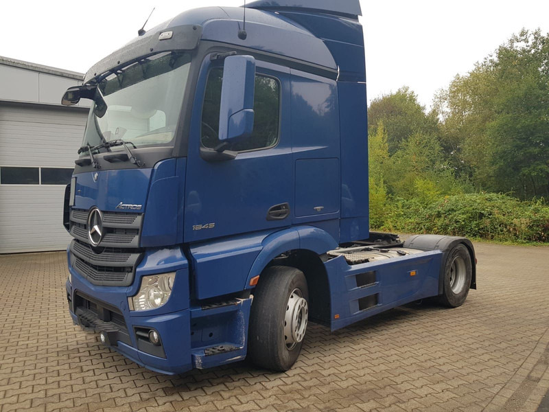 Mercedes-Benz Actros 1845 LS Vollspoiler - Tracteur routier: photos 2 Mercedes-Benz Actros 1845 LS Vollspoiler - Tracteur routier: photos 2