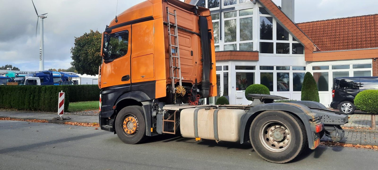 Mercedes-Benz Actros 1851LS 4x2 SZM 1-Hand Deu.LKW - Tracteur routier: photos 4 Mercedes-Benz Actros 1851LS 4x2 SZM 1-Hand Deu.LKW - Tracteur routier: photos 4