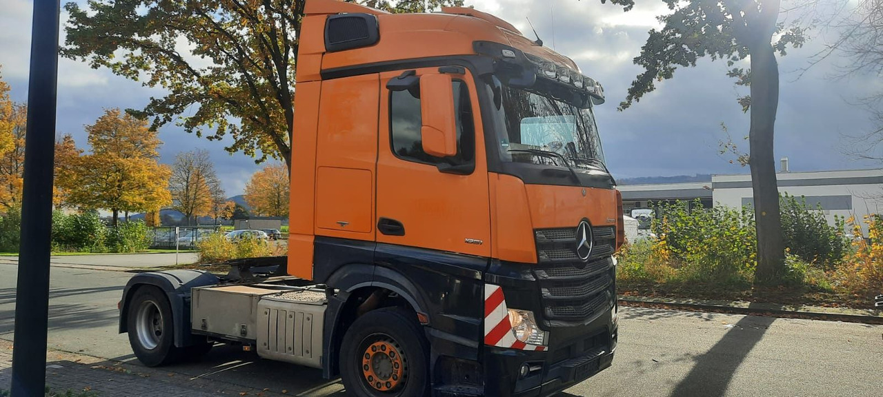 Mercedes-Benz Actros 1851LS 4x2 SZM 1-Hand Deu.LKW - Tracteur routier: photos 2 Mercedes-Benz Actros 1851LS 4x2 SZM 1-Hand Deu.LKW - Tracteur routier: photos 2